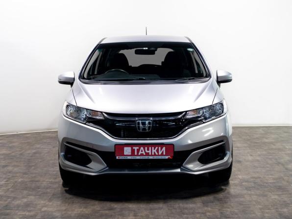 Honda Fit III Рестайлинг с пробегом 2018 года, цена 1 120 000 рублей, 175625 км, хэтчбек, Автокод Объявления
