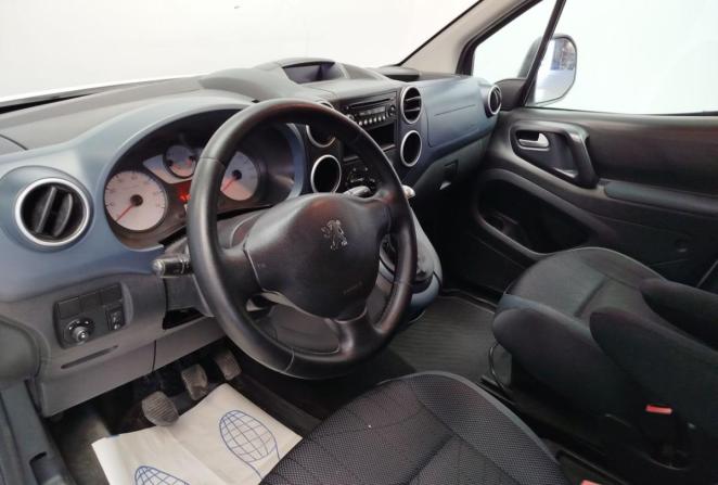 Peugeot Partner II с пробегом 2011 года, цена 450 000 рублей, 167155 км, компактвэн, Автокод Объявления