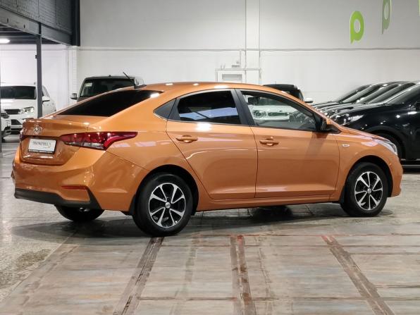 Hyundai Solaris I Рестайлинг с пробегом 2017 года, цена 1 024 000 рублей, 91193 км, седан, Автокод Объявления