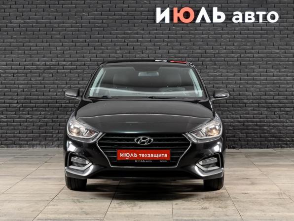Hyundai Solaris II с пробегом 2019 года, цена 1 490 000 рублей, 128778 км, седан, Автокод Объявления