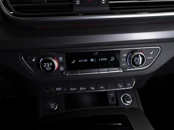 Audi Q5 II (FY) Рестайлинг с пробегом 2025 года, цена 5 650 000 рублей, 28 км, внедорожник, Автокод Объявления