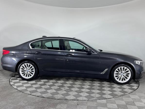 BMW 5 серии VII (G30/G31/G38) с пробегом 2019 года, цена 3 700 000 рублей, 125396 км, седан, Автокод Объявления