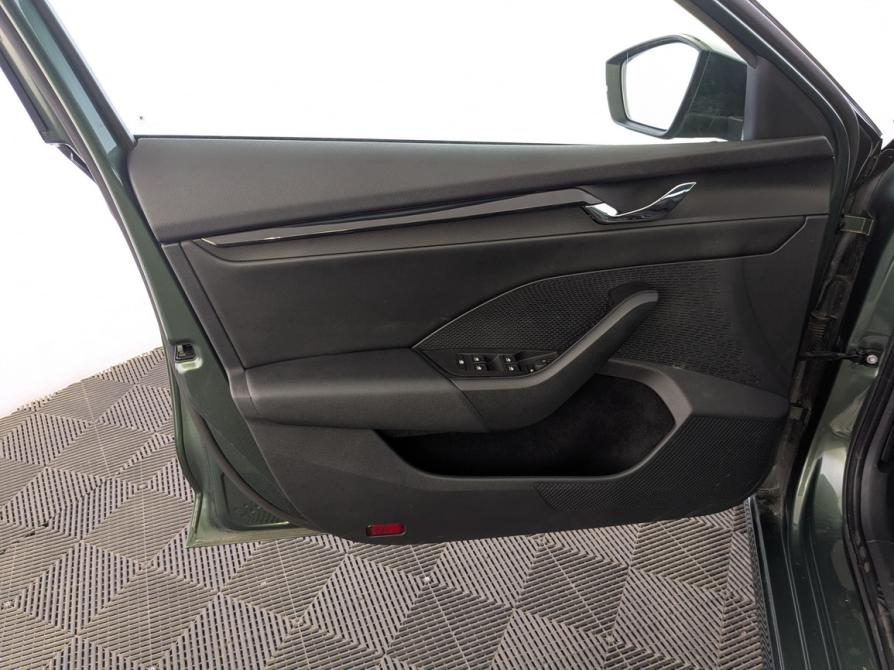 Skoda Octavia IV (A8) Москва  - изображение 19