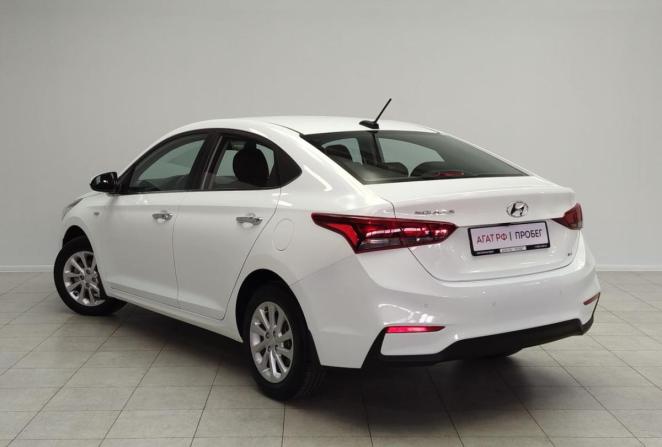 Hyundai Solaris II с пробегом 2018 года, цена 1 490 000 рублей, 58840 км, седан, Автокод Объявления