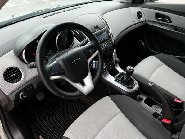 Chevrolet Cruze I Рестайлинг с пробегом 2013 года, цена 755 000 рублей, 184239 км, седан, Автокод Объявления