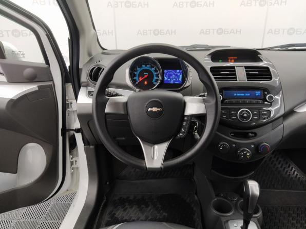 Chevrolet Spark III (M300) Рестайлинг с пробегом 2022 года, цена 1 111 000 рублей, 16000 км, хэтчбек, Автокод Объявления