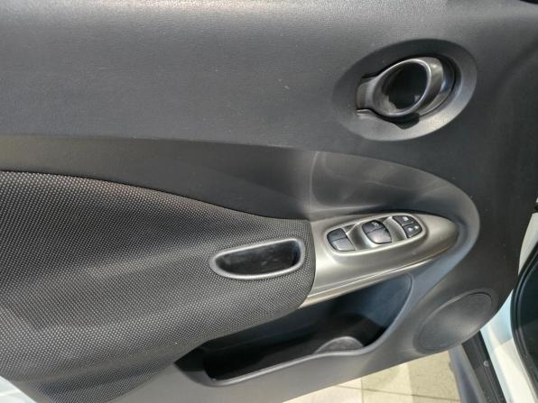 Nissan Juke I с пробегом 2013 года, цена 1 110 000 рублей, 119920 км, внедорожник, Автокод Объявления
