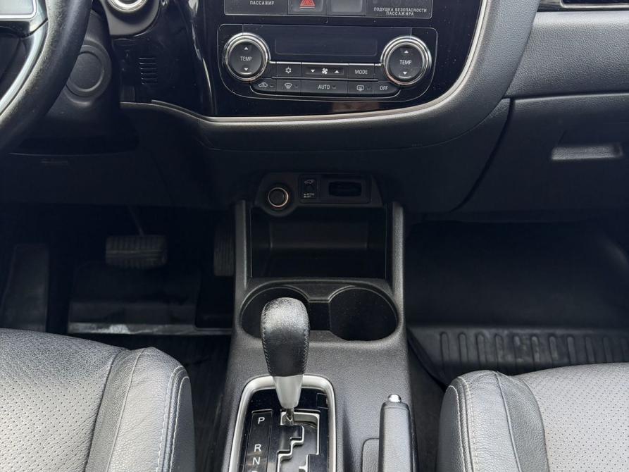 Mitsubishi Outlander III Рестайлинг 2 Саратов  - изображение 11