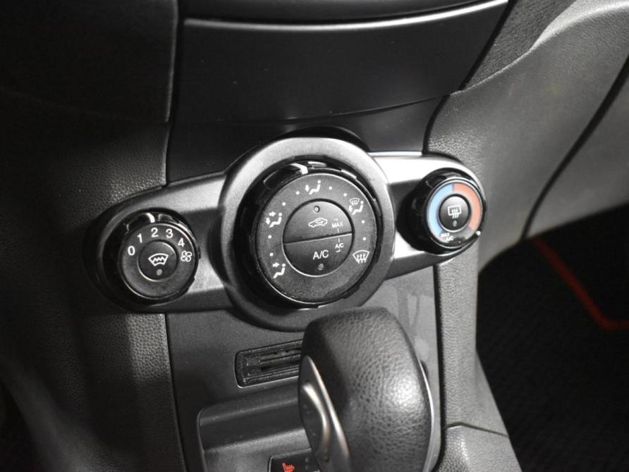 Ford Fiesta Mk6 Рестайлинг Казань  - изображение 21