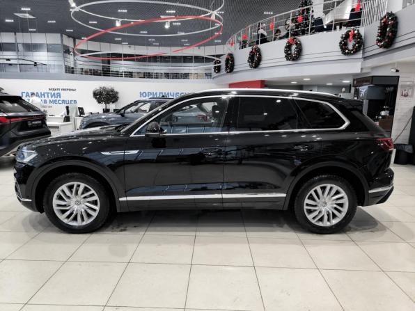Volkswagen Touareg III с пробегом 2020 года, цена 4 099 000 рублей, 170000 км, внедорожник, Автокод Объявления