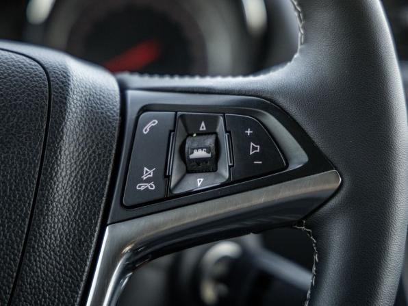 Opel Mokka I с пробегом 2014 года, цена 1 258 000 рублей, 57131 км, внедорожник, Автокод Объявления