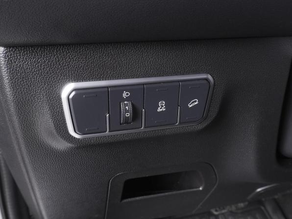 Haval M6 II с пробегом 2023 года, цена 1 660 000 рублей, 136564 км, внедорожник, Автокод Объявления