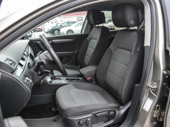 Volkswagen Passat B7 с пробегом 2012 года, цена 1 025 000 рублей, 250374 км, седан, Автокод Объявления