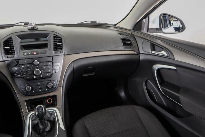 Opel Insignia I с пробегом 2013 года, цена 649 000 рублей, 234500 км, седан, Автокод Объявления