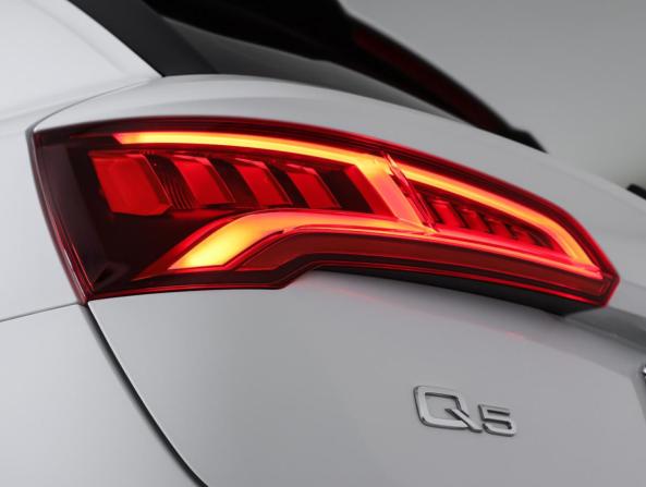 Audi Q5 II (FY) с пробегом 2017 года, цена 2 700 000 рублей, 113701 км, внедорожник, Автокод Объявления