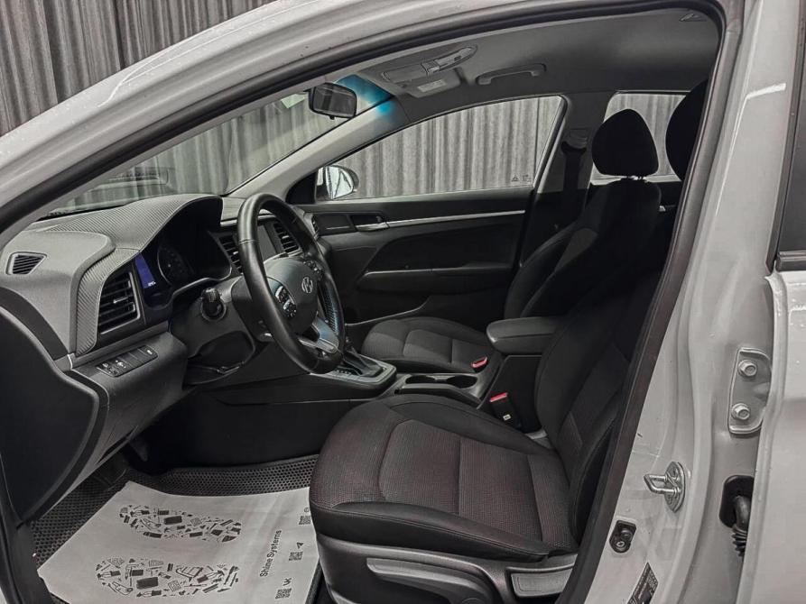 Hyundai Elantra VI (AD) Рестайлинг Красноярск  - изображение 9