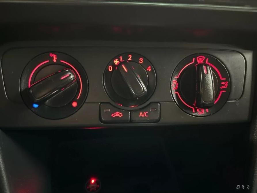 Volkswagen Polo V Рестайлинг Набережные Челны  - изображение 22