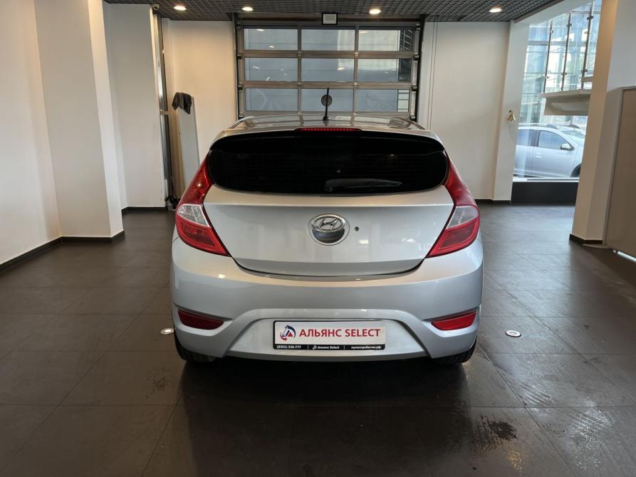 Hyundai Solaris I Чебоксары  - изображение 4