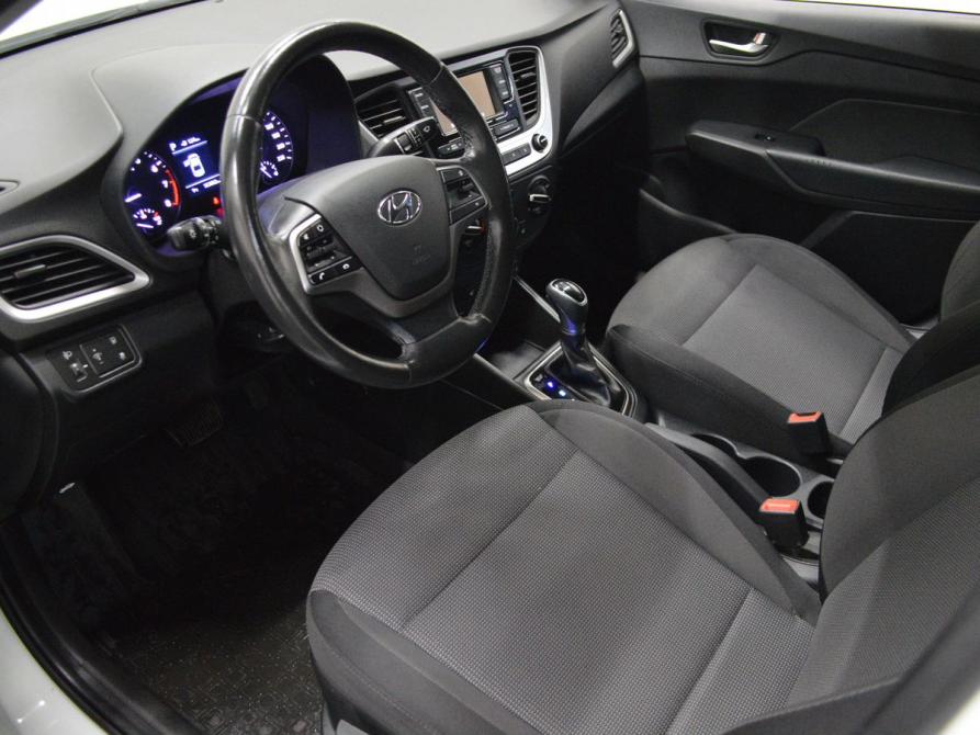 Hyundai Solaris II Санкт-Петербург  - изображение 9