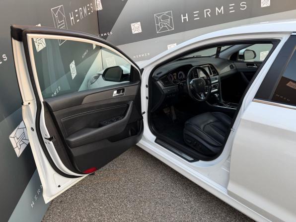 Hyundai Sonata VII (LF) Рестайлинг с пробегом 2017 года, цена 1 650 000 рублей, 91857 км, седан, Автокод Объявления