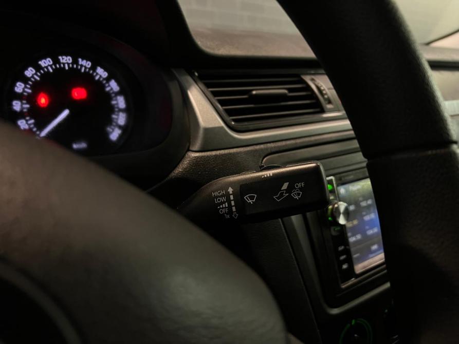 Skoda Rapid I Челябинск  - изображение 17