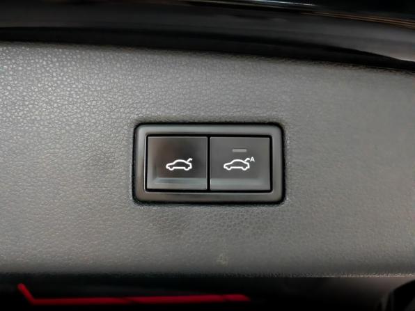 Volkswagen Tiguan II с пробегом 2020 года, цена 2 355 000 рублей, 138449 км, внедорожник, Автокод Объявления