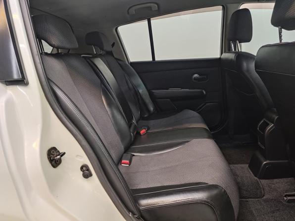 Nissan Tiida I с пробегом 2006 года, цена 480 000 рублей, 328557 км, хэтчбек, Автокод Объявления