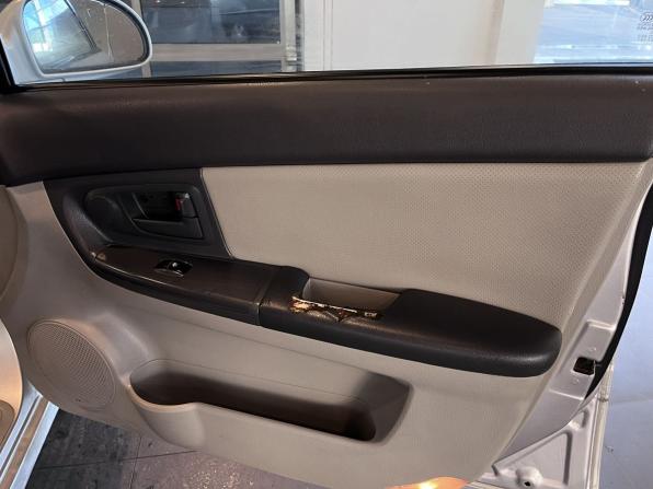 Kia Cerato I с пробегом 2006 года, цена 262 000 рублей, 250377 км, хэтчбек, Автокод Объявления
