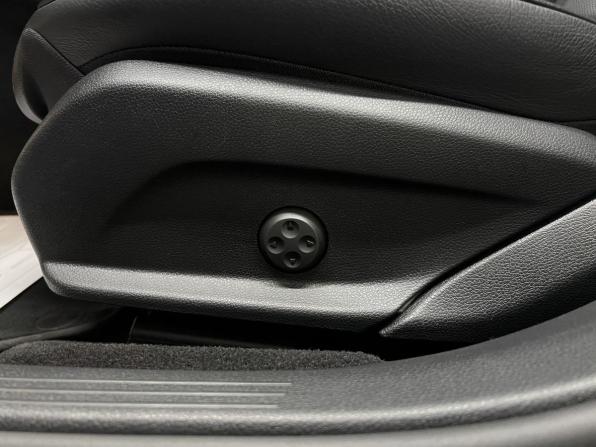 Mercedes-Benz E-Класс V (W213 S213 C238) Рестайлинг с пробегом 2023 года, цена 7 740 000 рублей, 41785 км, седан, Автокод Объявления