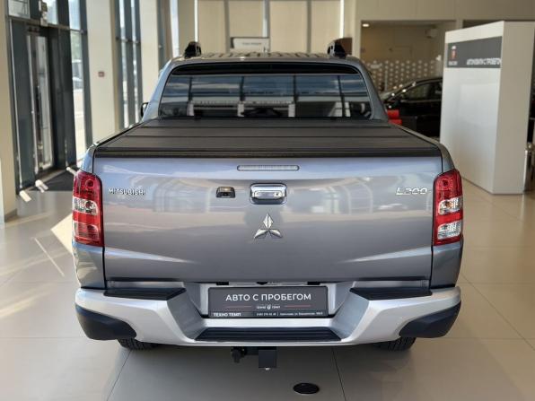 Mitsubishi L200 V с пробегом 2017 года, цена 2 450 000 рублей, 55000 км, offers.body_type.unknown, Автокод Объявления