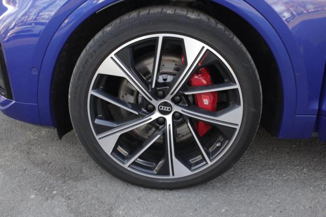 Audi SQ5 II (FY) Рестайлинг с пробегом 2021 года, цена 8 100 000 рублей, 77419 км, внедорожник, Автокод Объявления