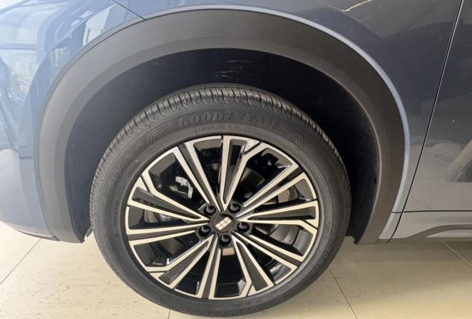 Новый Geely EX5 EM-i 2026 года, цена 3 969 990 рублей, внедорожник, Автокод Объявления