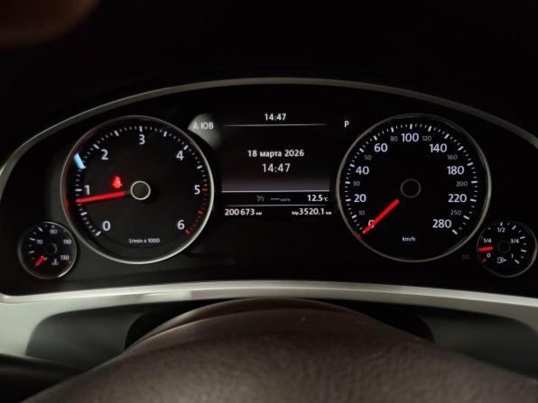 Volkswagen Touareg II Рестайлинг с пробегом 2016 года, цена 2 990 000 рублей, 200671 км, внедорожник, Автокод Объявления