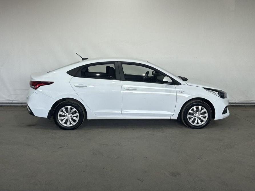 Hyundai Solaris II Москва  - изображение 8