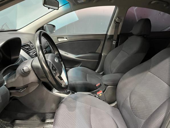 Hyundai Solaris I Рестайлинг с пробегом 2014 года, цена 1 042 000 рублей, 115295 км, седан, Автокод Объявления