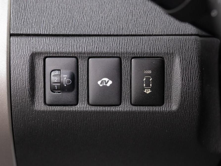 Toyota Prius II Рестайлинг (XW20) Новосибирск  - изображение 18