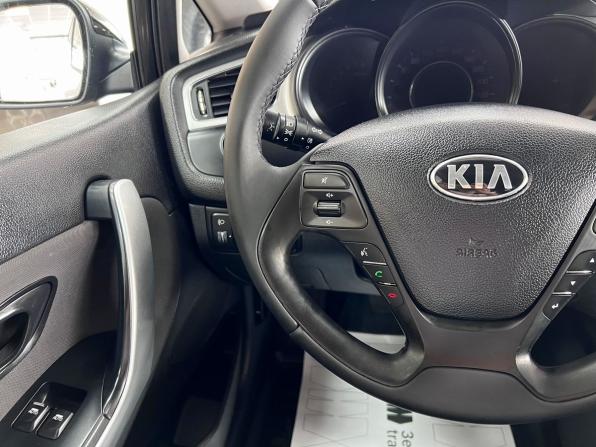 Kia Ceed II с пробегом 2013 года, цена 1 245 000 рублей, 140965 км, универсал, Автокод Объявления