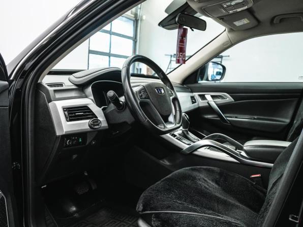 Geely Atlas I с пробегом 2018 года, цена 1 530 000 рублей, 140732 км, внедорожник, Автокод Объявления