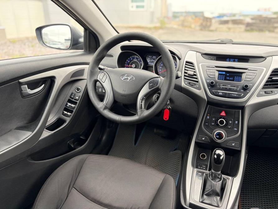 Hyundai Elantra V (MD) Рестайлинг Санкт-Петербург  - изображение 6