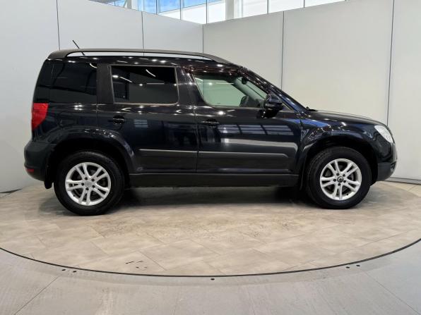 Skoda Yeti I с пробегом 2013 года, цена 980 000 рублей, 267521 км, внедорожник, Автокод Объявления
