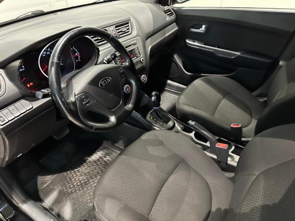 Kia Rio III Рестайлинг с пробегом 2017 года, цена 1 290 000 рублей, 70000 км, седан, Автокод Объявления