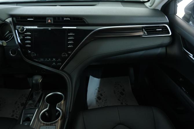 Toyota Camry VIII (XV70) с пробегом 2019 года, цена 2 849 000 рублей, 150000 км, седан, Автокод Объявления