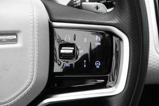 Land Rover Range Rover Velar I с пробегом 2022 года, цена 5 499 000 рублей, 42943 км, внедорожник, Автокод Объявления