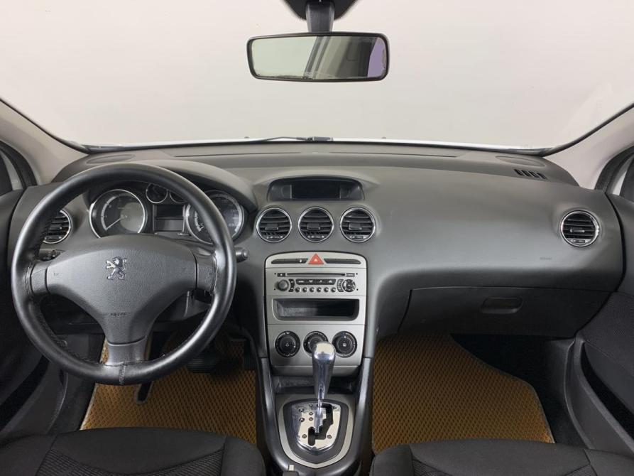 Peugeot 308 I Москва  - изображение 12