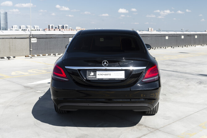 Mercedes-Benz C-Класс IV (W205) Рестайлинг с пробегом 2019 года, цена 3 599 000 рублей, 23781 км, седан, Автокод Объявления