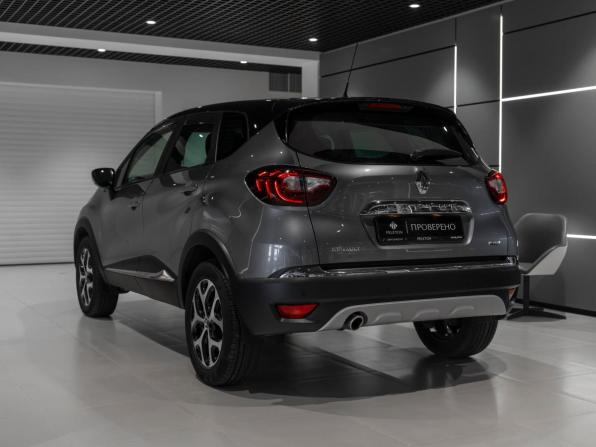 Renault Kaptur I с пробегом 2017 года, цена 1 875 000 рублей, 41201 км, внедорожник, Автокод Объявления