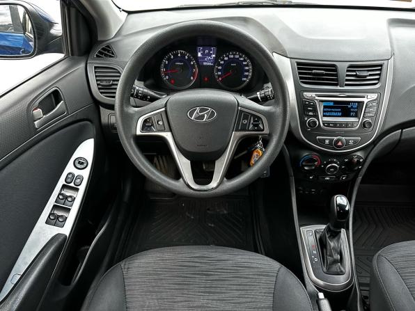 Hyundai Solaris I Рестайлинг с пробегом 2015 года, цена 1 130 000 рублей, 99500 км, седан, Автокод Объявления