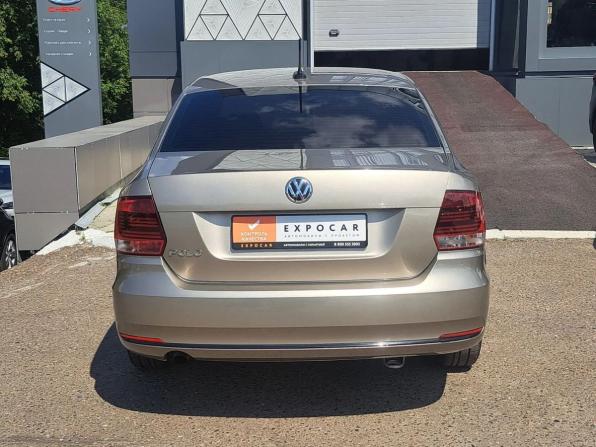 Volkswagen Polo V Рестайлинг с пробегом 2017 года, цена 1 148 000 рублей, 107000 км, седан, Автокод Объявления