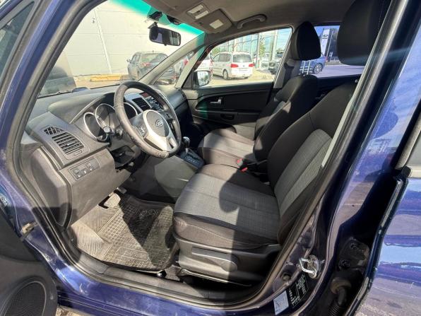 Kia Venga I с пробегом 2011 года, цена 745 000 рублей, 240560 км, минивэн, Автокод Объявления