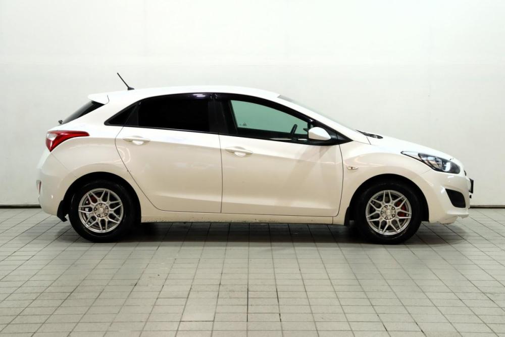 Hyundai i30 II Сургут  - изображение 4
